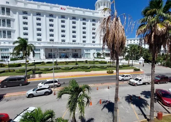 Suites s - Hotel Zone
